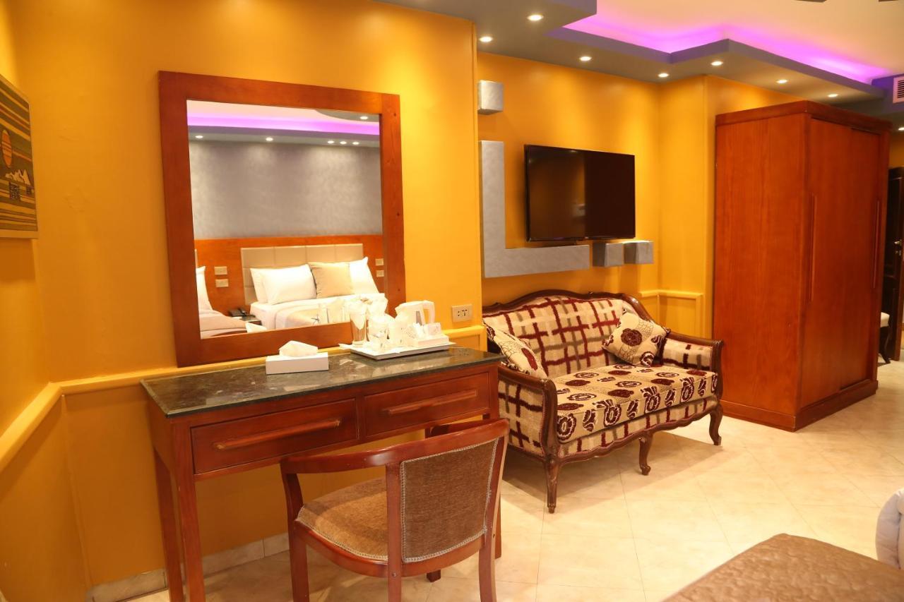Grand Nile Royal Hotel At Nile Plaza カイロ エクステリア 写真