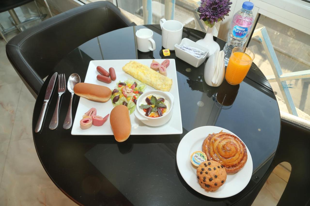 Grand Nile Royal Hotel At Nile Plaza カイロ エクステリア 写真