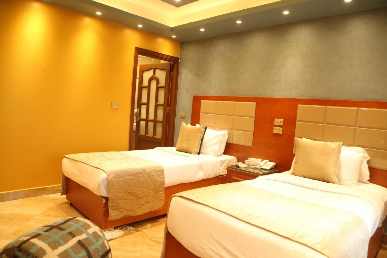 Grand Nile Royal Hotel At Nile Plaza カイロ エクステリア 写真
