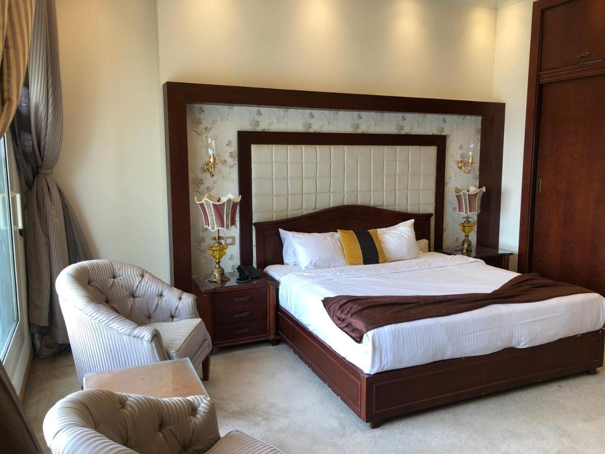 Grand Nile Royal Hotel At Nile Plaza カイロ エクステリア 写真